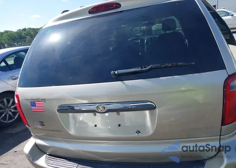 2005 Chrysler Town & Country Touring из США, поврежденный, VIN 2C4GP54L75R524450